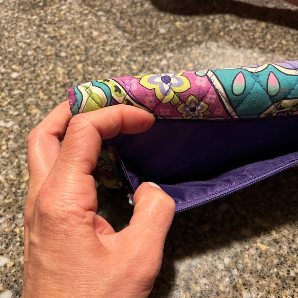 Vera Bradley Tri-fold clutch wallet like brand new Heather pattern (retired) - Picture 2 of 4